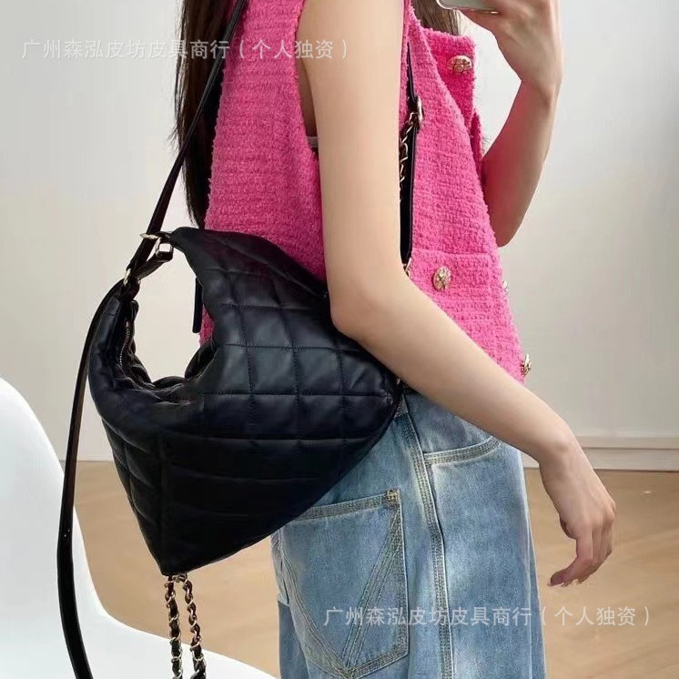 22B Convertible Shoulder & Backpack 22bag Underarm Hobo Bag Large Capacity Commuter Tote Bag For Women - Thumbnail 3