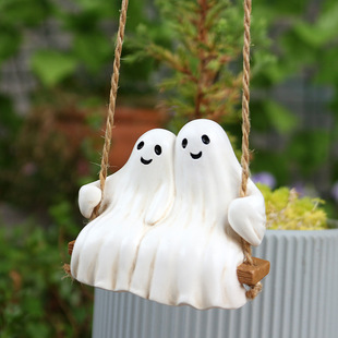 Cross-Border New Product Couple Swing Ghost Statue Pendant Halloween Garden Courtyard Tree Hanging Decoration Resin Crafts
