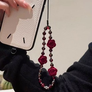 Autumn and winter hot cross-border heavy industry high cold temperament crystal flocking rose mobile phone pendant bag key chain pendant