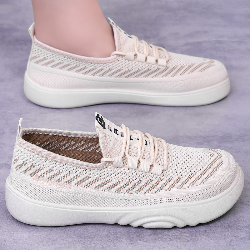 Zapatos de verano para mujer nuevo estilo malla transpirable voladora zapatos de madre de todo fósforo suela suave zapatos casuales de suela gruesa cómodos zapatos de tela para mujer