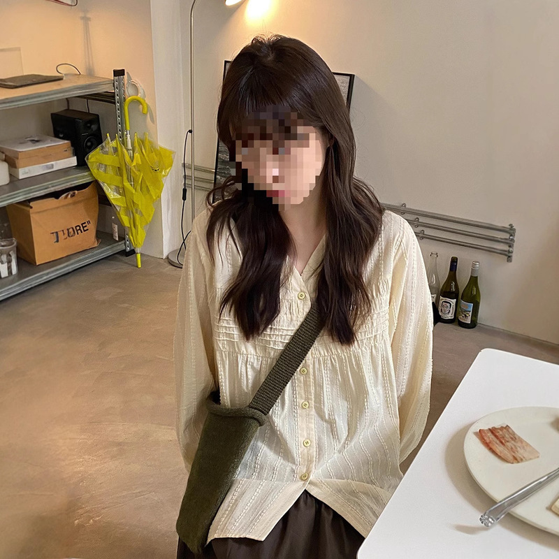 Milk Rabbit-Self-Made Three-Dimensional Vertical Strip Texture V-Collar Jacquard Shirt Women's Split Cut Loose Shirt Planet