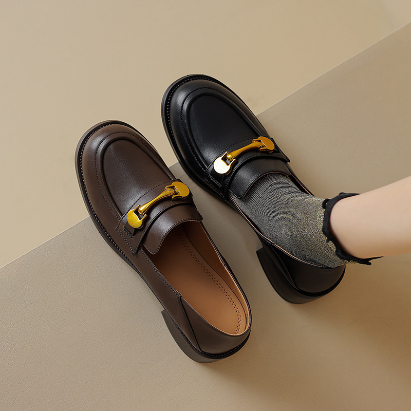 Retro leather loafers