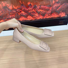 2025新款色漆四季方扣单鞋百搭女鞋白领通勤橡胶高跟鞋浅口平底鞋