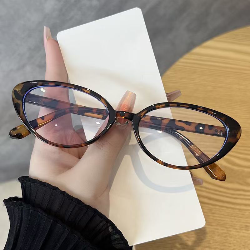 American Retro Red Small-Frame Cat-Eye Glasses Frame for Women, Can Be Fitted with Prescription Lenses, Ultra-Light, Natural Look, Anti-Blue Light, Non-Prescription Frames