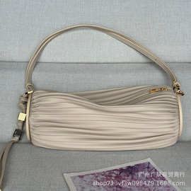 L意威女包褶皱纳帕羊皮革手链小包单肩斜挎包高品质图片实拍跨境