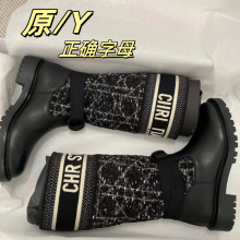 D家刺绣字母骑士靴女真皮中筒靴厚底不过膝马丁靴Y标腿套绑带女靴