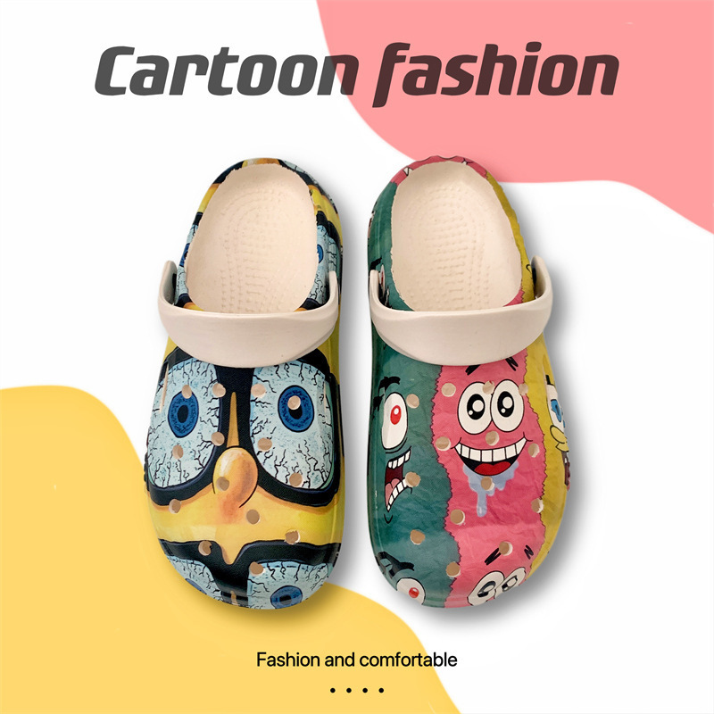 Croc-Style Shoes for Men 2026 Summer Outdoor Cartoon Trendy Home Couple Clogs Sandals Closed-Toe Beach Slippers for Female Students