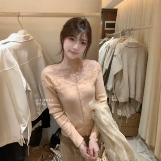AS OFFICIAL秋冬法式温柔风气质提花蕾丝边V领长袖针织衫女18025
