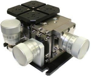 장점 공급 STANDA 4LM13-40 자체 센터링 렌즈 원래 수입 특별 제공