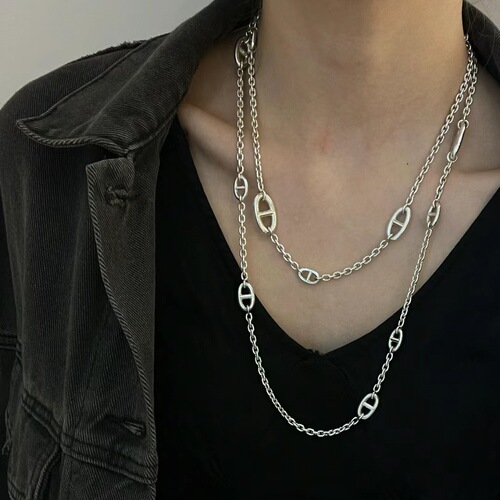 Live Stream Celebrity Same Style High-Quality Outfit H-Shaped Pig Nose Long Necklace Autumn/Winter Color-Safe Sweater Chain
