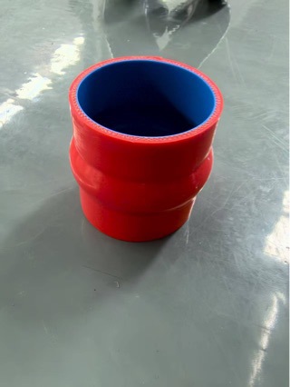 硅胶软管 汽车驼峰硅胶管中冷器增压器胶管单驼峰涡轮增压器胶管