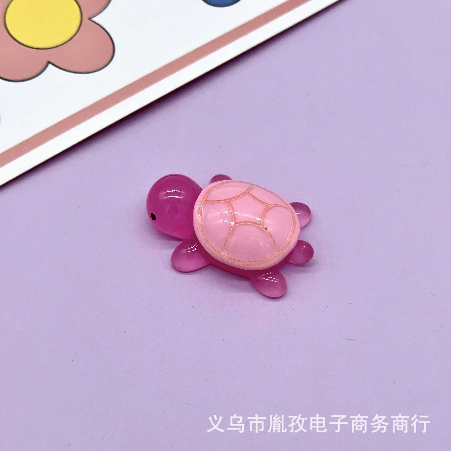 Caricatura estereoscópica tortuga de luz nocturna para tocar DIY accesorios de joyería puede hacer bolsas ciegas creativas en vivo lotes de ventas calientes