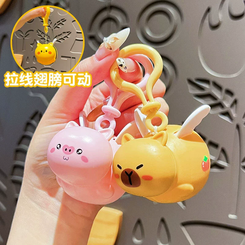 Оригинальный брелок с летающей свинкой на шнурке, милый мультяшный брелок с крыльями капибары, игрушка для пары, подвеска для сумки