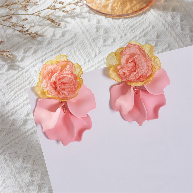 1 Pair Vacation Flower Petal Cloth Drop Earrings display picture 5