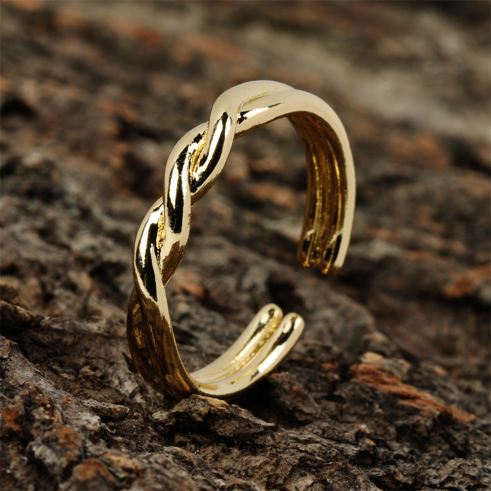 Wholesale Fashion Twist-shaped Opening Adjustable Ring display picture 6