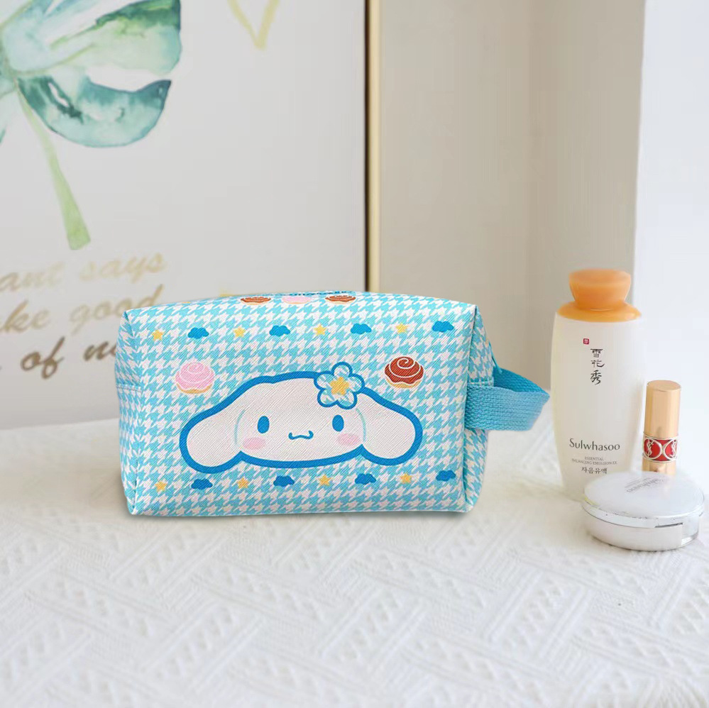 houndstooth small white