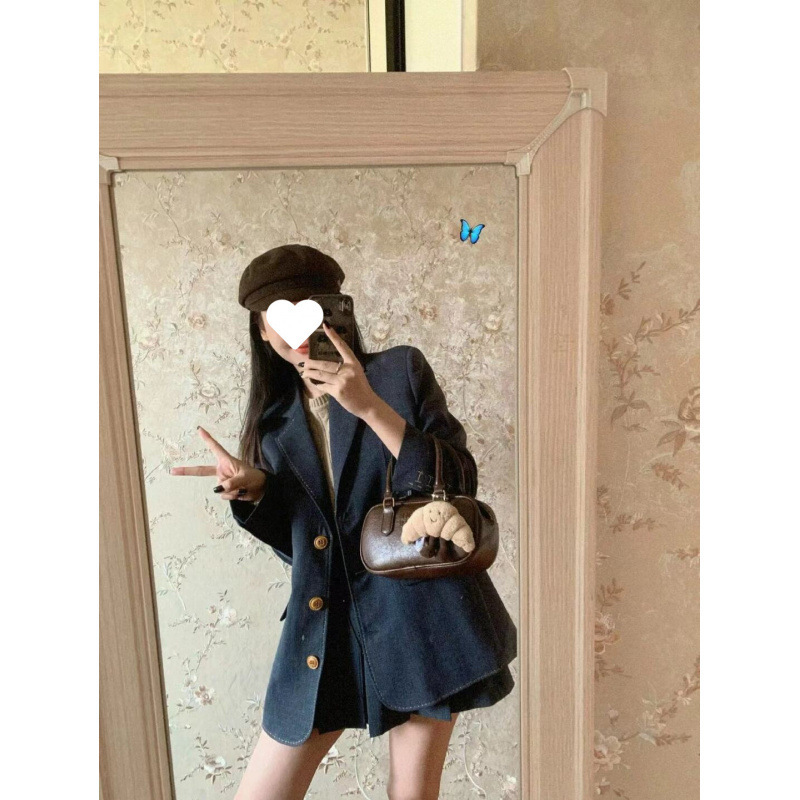 【4035人コレクション】春のシルエットスーツの女性コートの高級感があります。|undefined