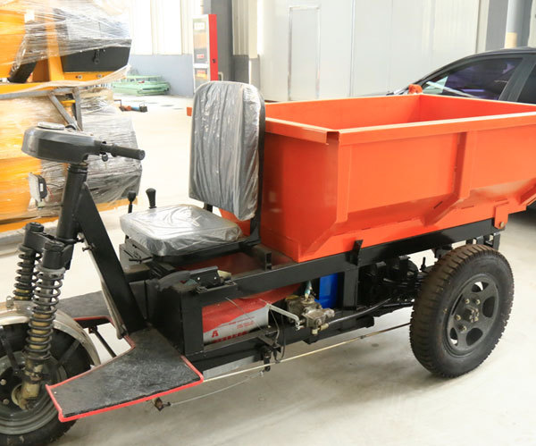 矿用电动三轮车2.jpg