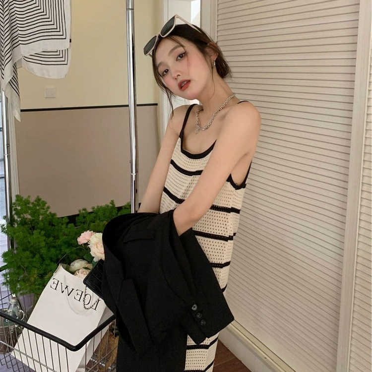 Французское дизайнерское нишевое полосатое платье на подтяжках, милый вязаный жилет в стиле горячей девушки, юбка