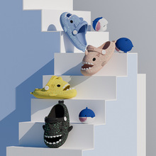 儿童鲨鱼夜光拖鞋夏男女童防滑软底卡通可爱小孩沙滩鞋宝宝洞洞鞋