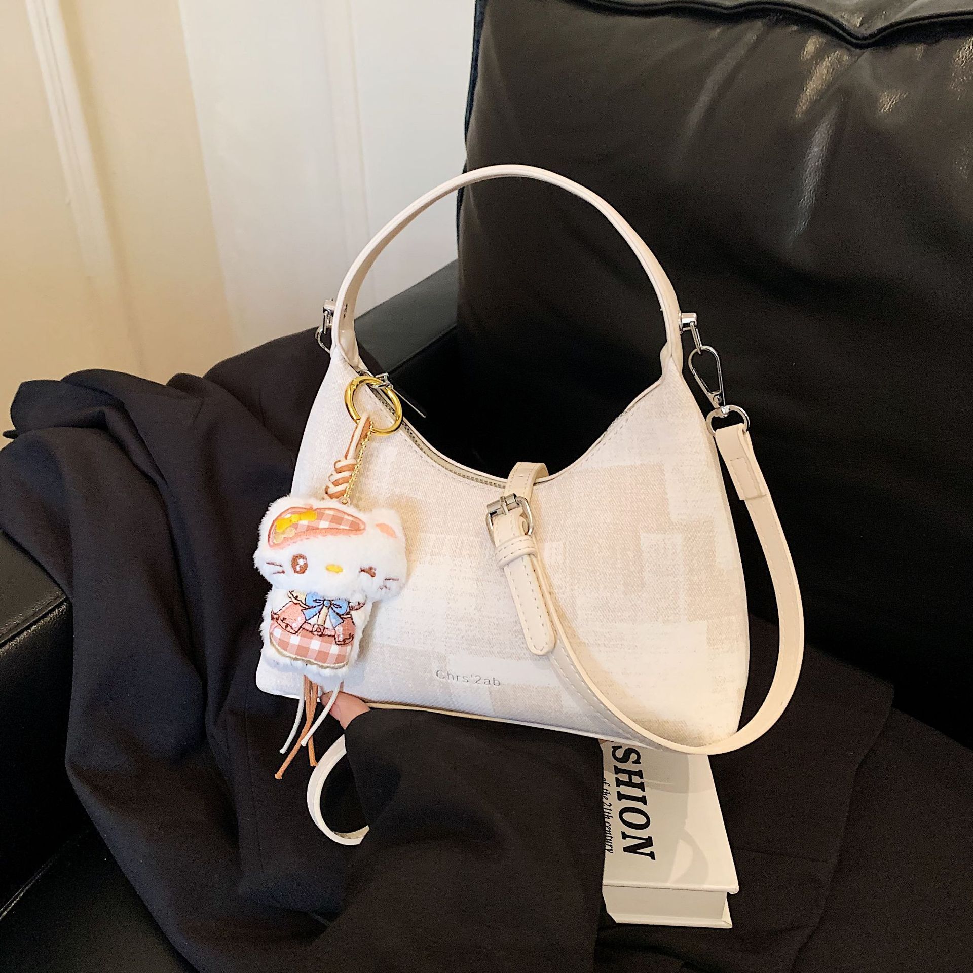 Korean Style Pleated Cloud Shoulder Bag For Women With Chain Strap_voghion.com