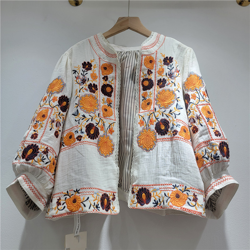 Retro, único y elegante, hermosa camisa pequeña, camisa de algodón y lino, chaqueta femenina, nueva blusa de estilo nacional de verano 2026