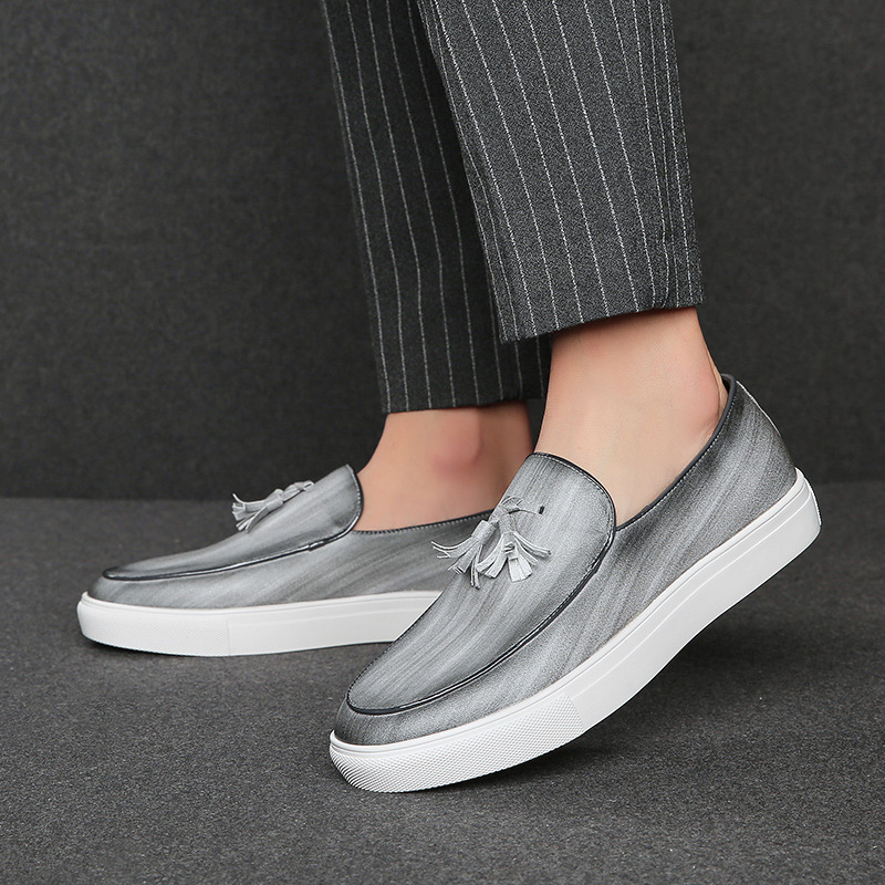 Transfronterizos de tamaño 46 zapatos de hombre de primavera de negocios zapatos de patina de bordas para hombres de color sólido de un pie de zapatos de cuero de calzado