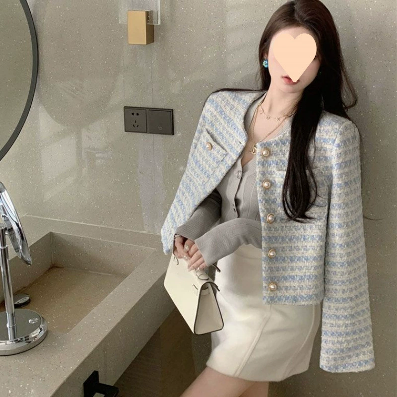Демисезонная пуховка, стиль Chanel, французский стиль