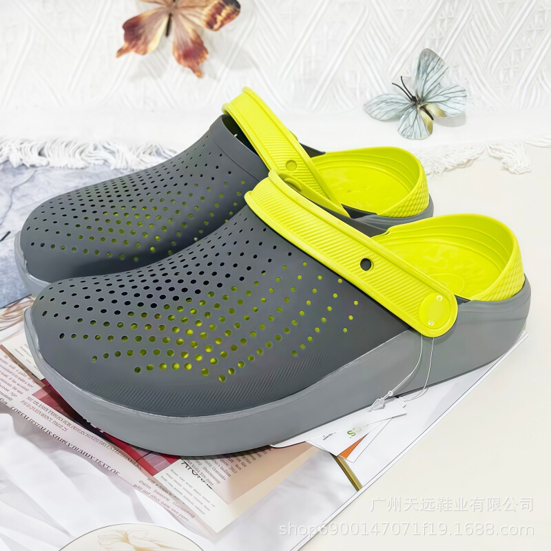 Clog Shoes for Men, Water-Resistant, 2026 Summer New Model, Outdoor Closed-Toe Slippers, Beach Sandals, Trendy Wholesale