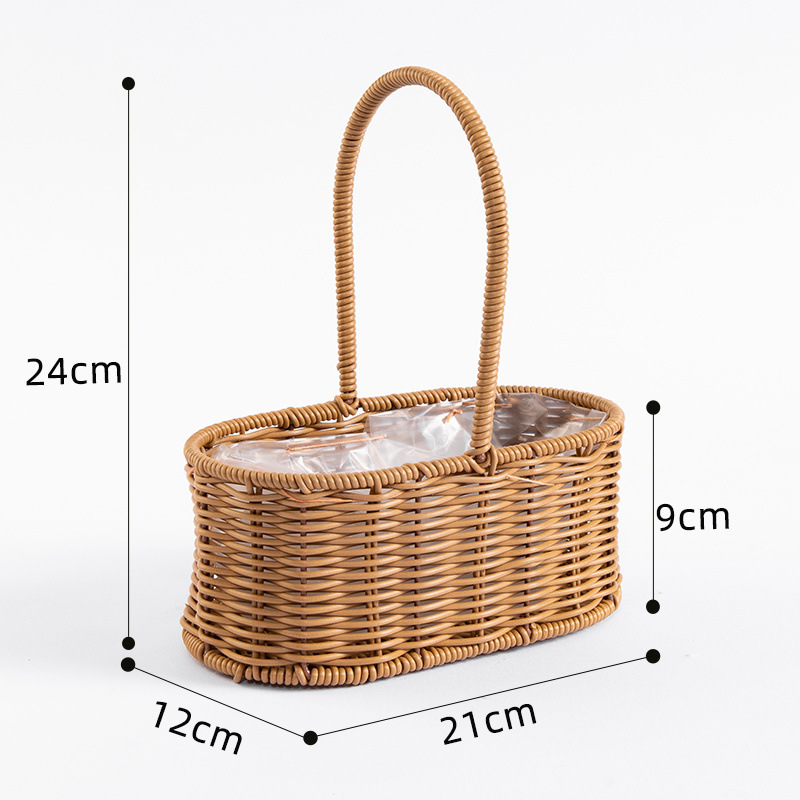 Woven handheld straw children's small basket
