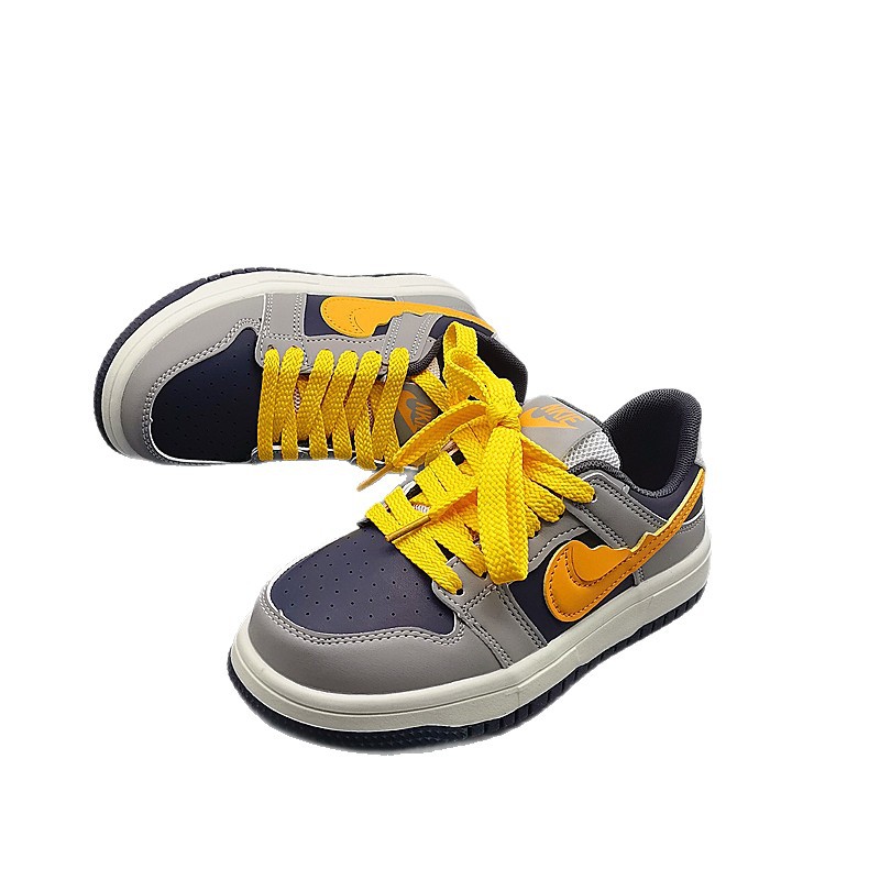 Zapatillas de cuero nuevas para niños con sonido de fricción, tallas 34-39, zapatillas de cuero para niños mayores, calzado deportivo, calzado infantil