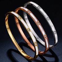 ����ɫ�¿������C Ů���߼��Рt������僾��W�����P����C