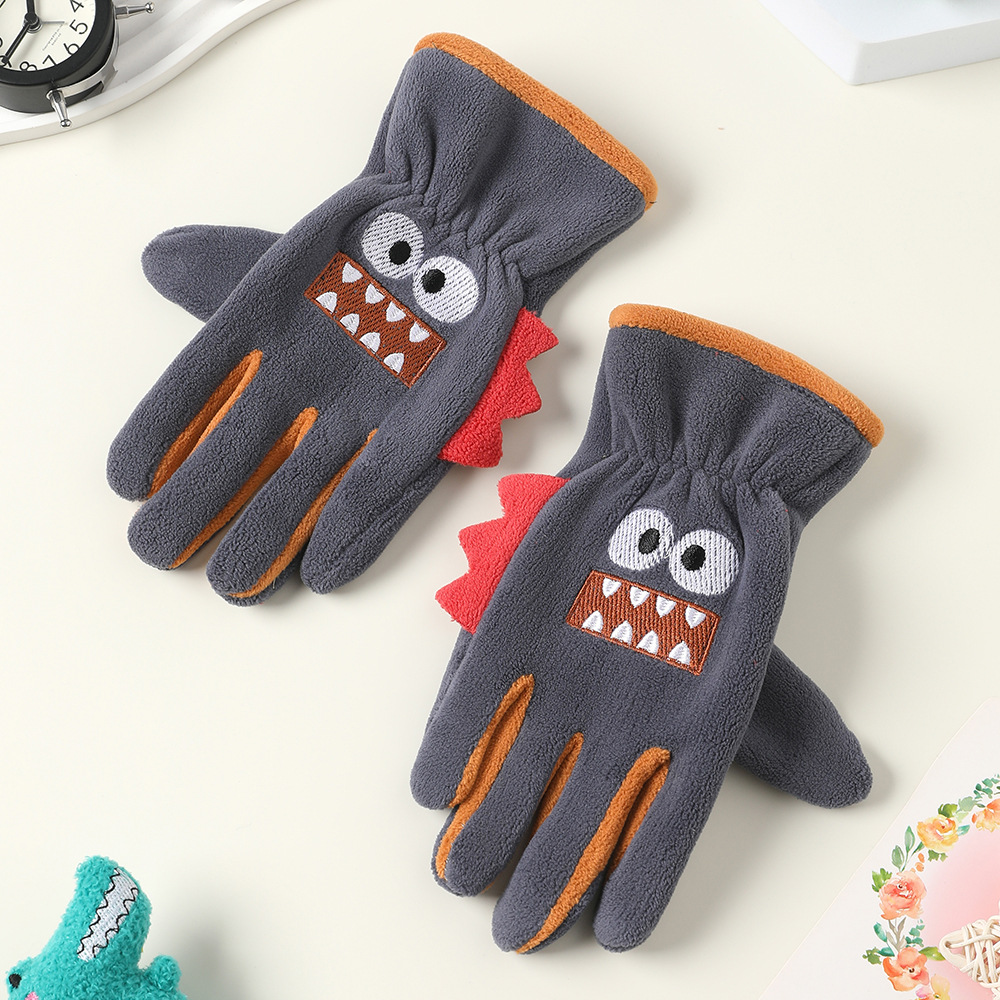 Guantes de invierno para niños con guantes de terciopelo de dibujos animados al aire libre para montar a favor de la piel, guantes de terciopelo de grano para niños y niñas.