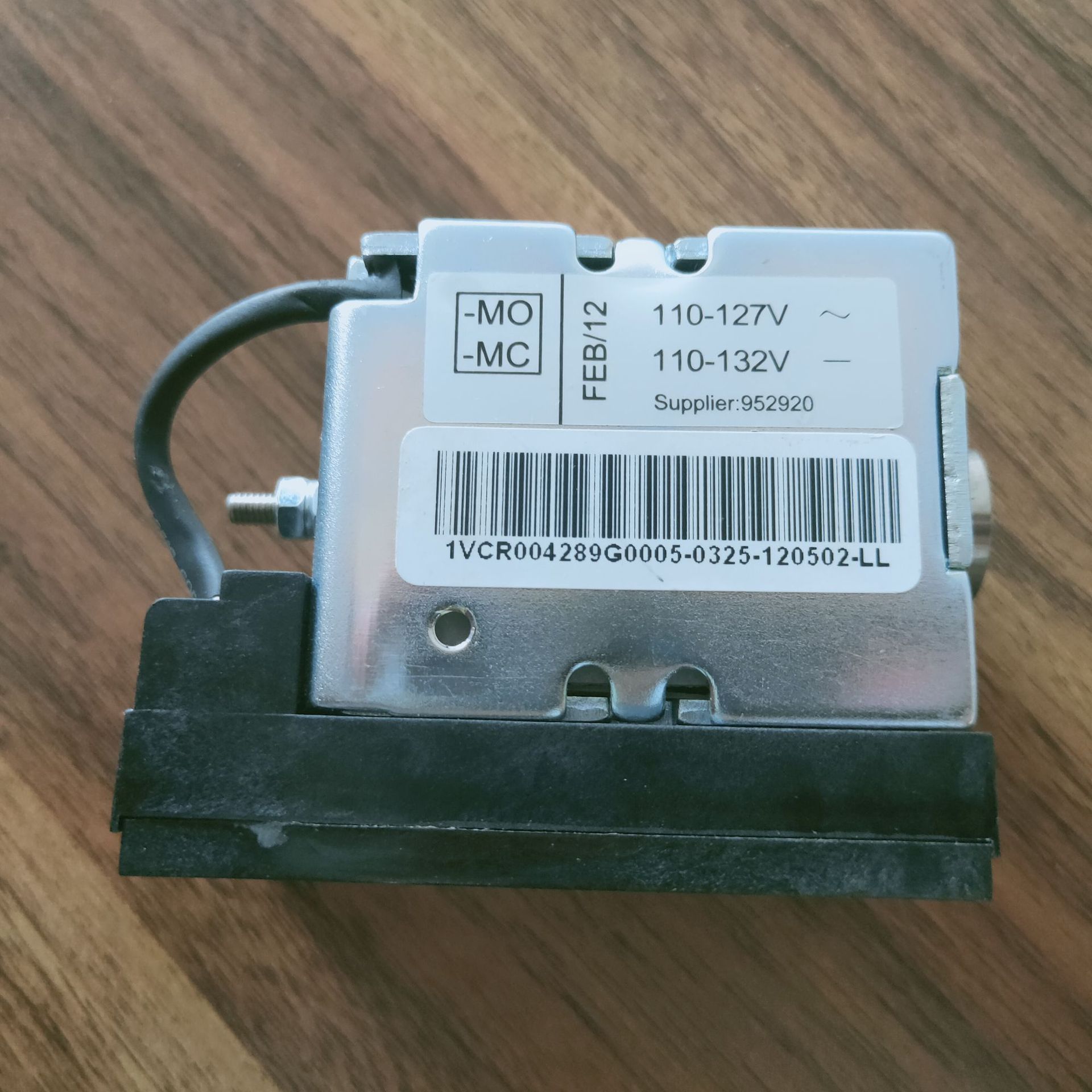 1VCR004289G0005分闸线圈MO分闸脱扣器110VDC/AC MO1 VD4分闸线圈