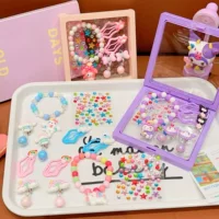 Изысканный детский комплект Sanrio с героями мультфильмов, браслет «Маленькая принцесса», заколка для волос с бриллиантами, зажим для ушей, маленькая подарочная коробка, подарок для девочки