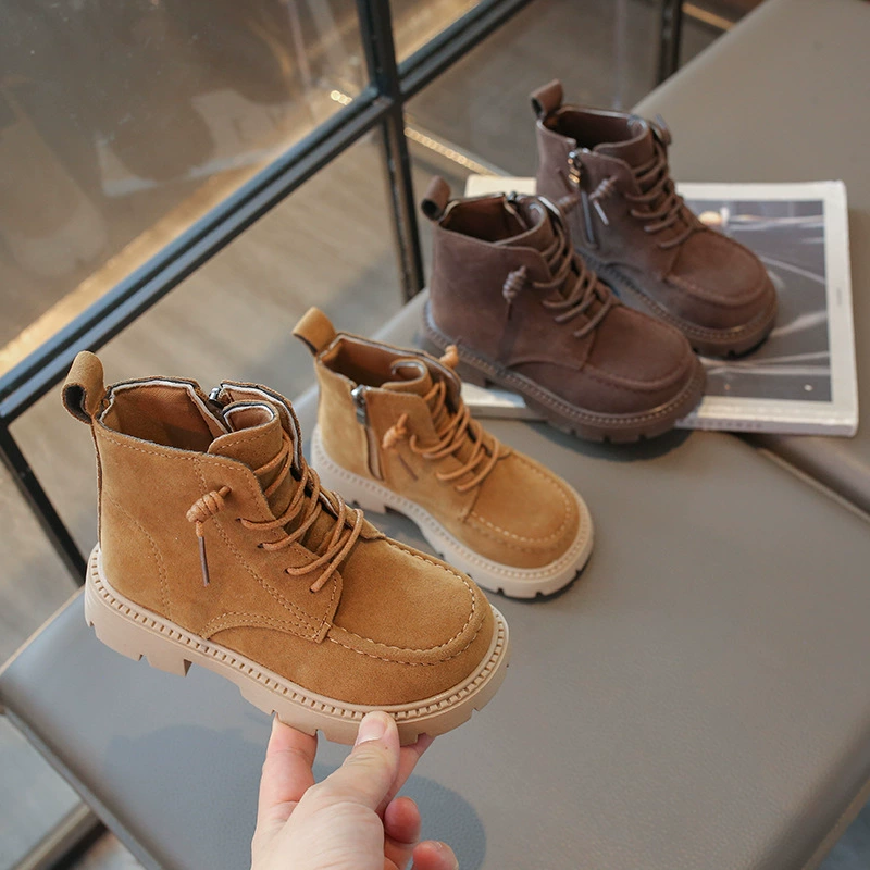 Новые детские мягкие кожаные короткие сапоги для девочек сапоги для мальчиков весной и осенью 2025 года