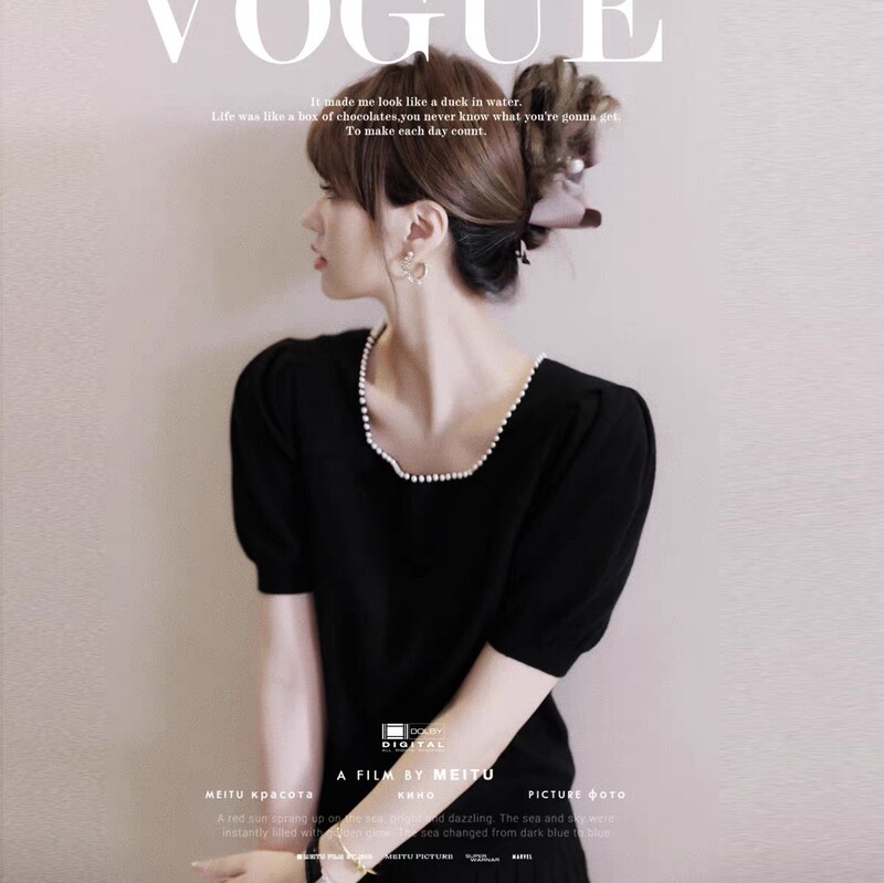 Hepburn Style Elegant French Style Square Collar Pearl Small Bubble Sleeve Ice Silk Knit Autumn Women Black Hepburn Style Elegant French Style Square Collar Pearl Small Bubble Sleeve Ice Silk Knit Autumn Women Black