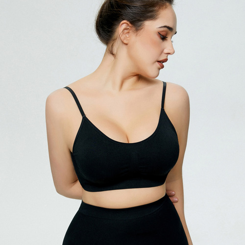Seamless, back-supporting women's bra for larger busts—includes a vest-style design, offers full-coverage without underwire, and comes in plus sizes perfect for sports and everyday wear.
