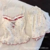 Shorts, top with cups, lifting effect