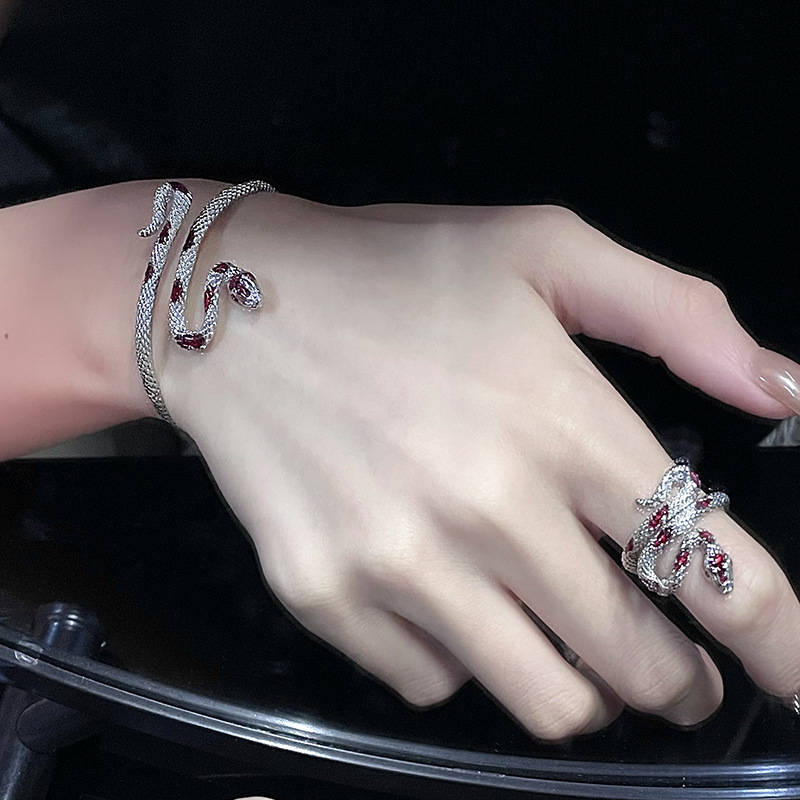 Alloy Material Elegant Snake Alloy Enamel Silver Plated Women's Bangle