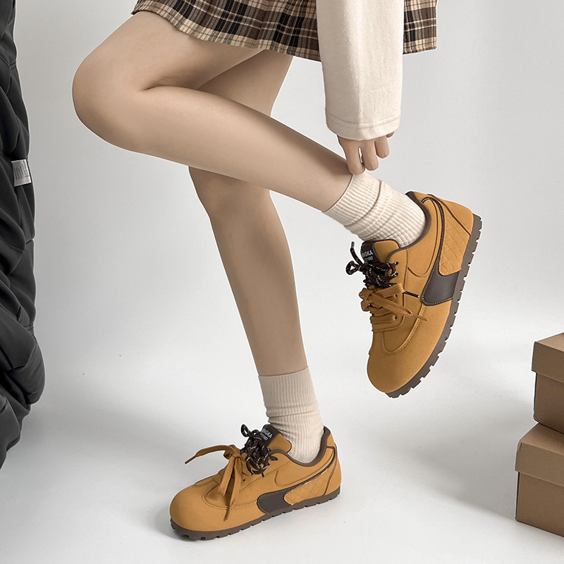 Casual todo-fósforo retro nicho amarillo alemán zapatos de entrenamiento mujer 2025 nueva primavera y otoño zapatos deportivos planos de carreras de suela fina image 1