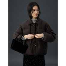 时简 复古感爆棚 蓬松保暖羊毛呢料牛角扣羽绒服冬新款外套62595