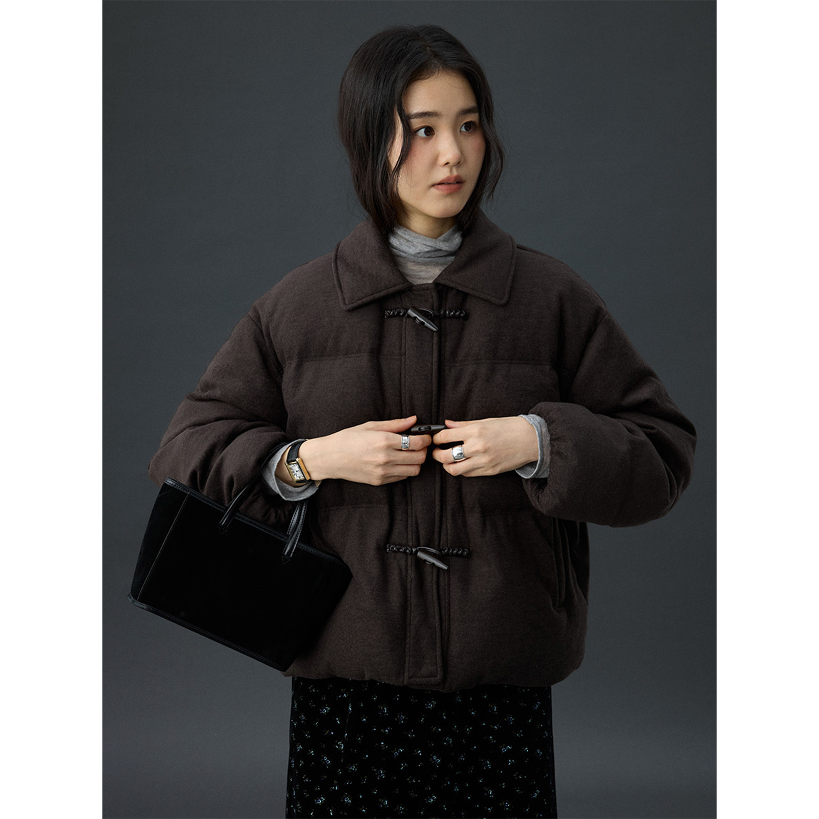 时简 复古感爆棚 蓬松保暖羊毛呢料牛角扣羽绒服冬新款外套62595