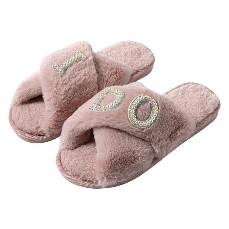 Zapatillas de felpa IDO interior de las mujeres zapatillas de felpa cruzadas casuales Zapatillas de algodón populares europeas y americanas en stock suministro directo al por mayor