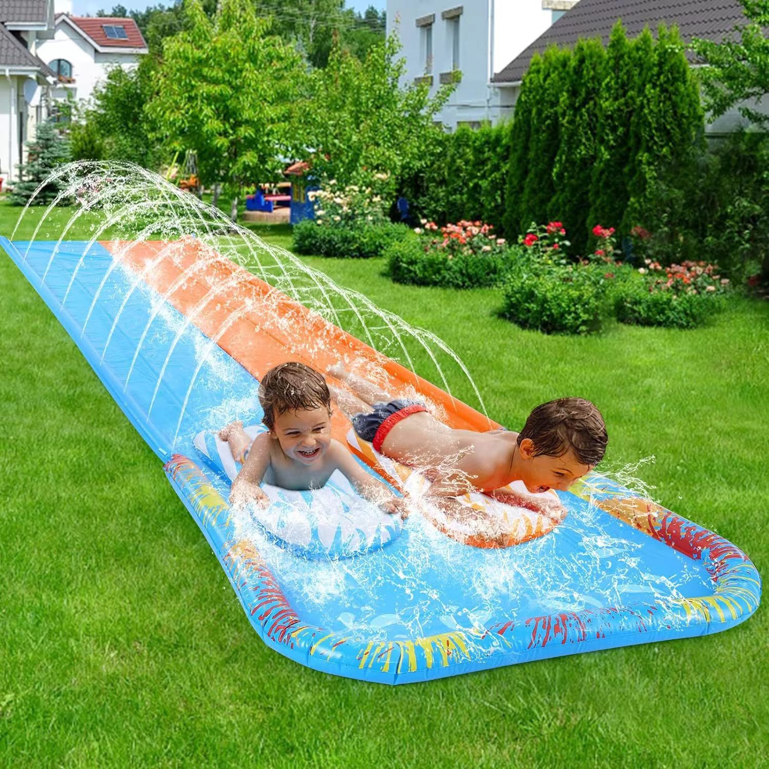 跨境专供夏季热销儿童双人充气喷水滑水道 可定制加厚PVC草地戏水