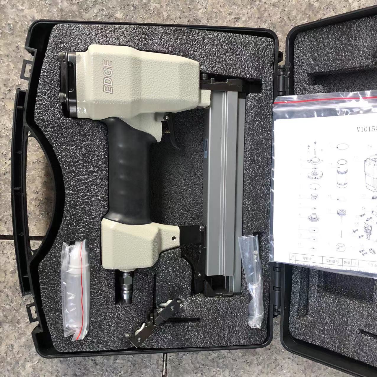 移动钉角 V1015钉枪 EDGE 角钉枪 相框装裱气动V型钉枪