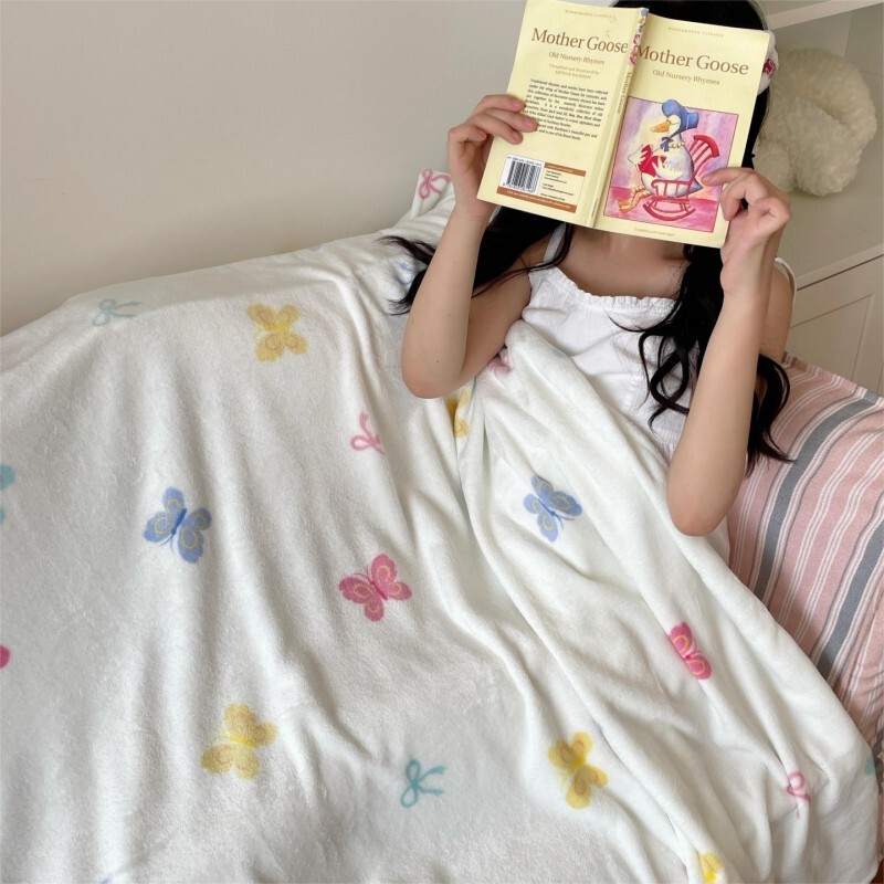 インスガールズミルクベルベットブランケット、夏用エアコンブランケット、オフィス昼寝用小型ブランケット、コーラルベルベットソファカバー|undefined
