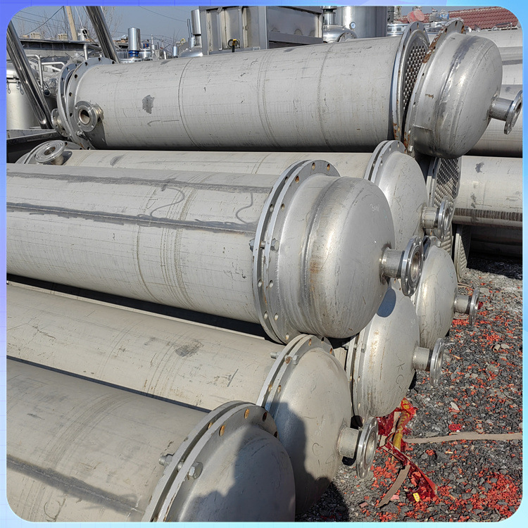 化工冷凝器 二手304不锈钢冷凝器 列管冷凝器 钛材换热器 九成新