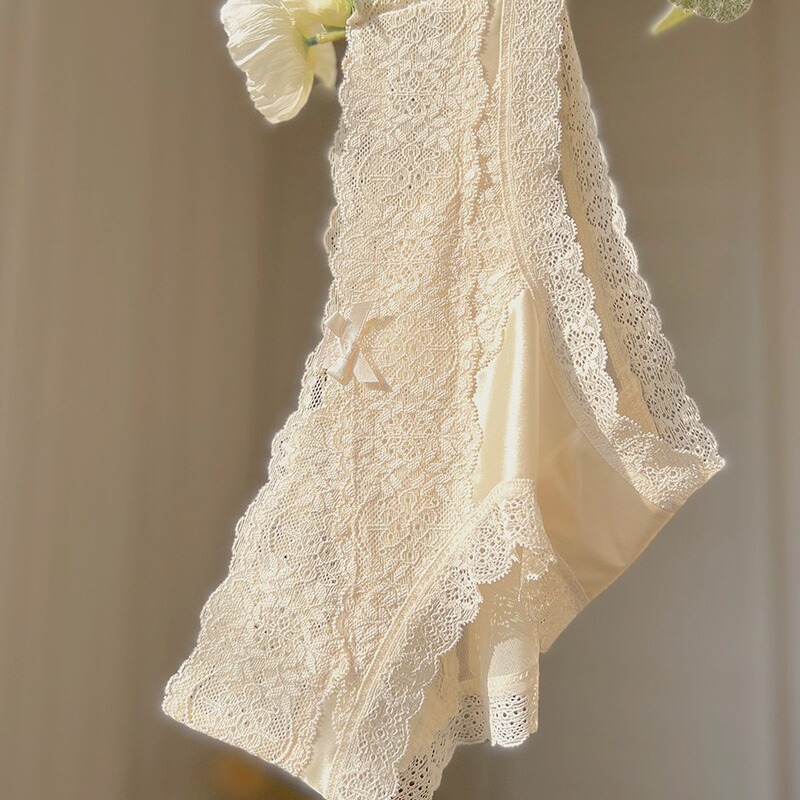 Satin lace ladies underwear sexy semi-transparent pure wind charm girls French low waist hip briefs wholesale Satin lace ladies underwear sexy semi-transparent pure wind charm girls French low waist hip briefs wholesale
