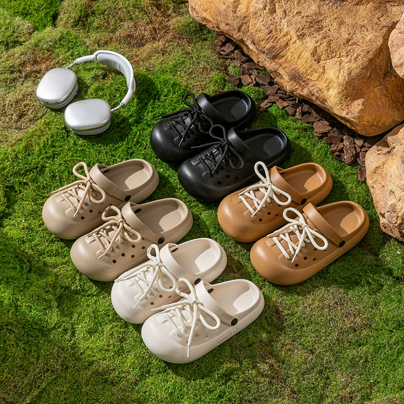 Обувь-слепоны в стиле Crocs для студентов, летние нескользящие пляжные мюли с шнурками, Коллекция 2024 года, корейский стиль, закрытый носок, подходит для улицы